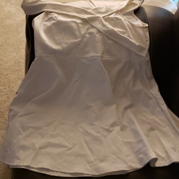 White off the should dress - Picture 2 of 3